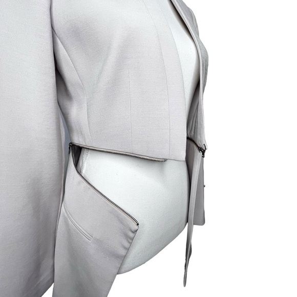 BCBGMaxAzaria NWT DerekCutaway Blazer in Light Stone Size X-Small - Picture 6 of 13